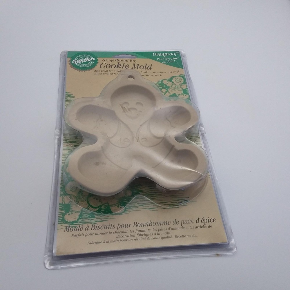NIP 1998‎ Wilton Gingerbread Boy Clay Ovenproof Cookie Mold 2306-1019